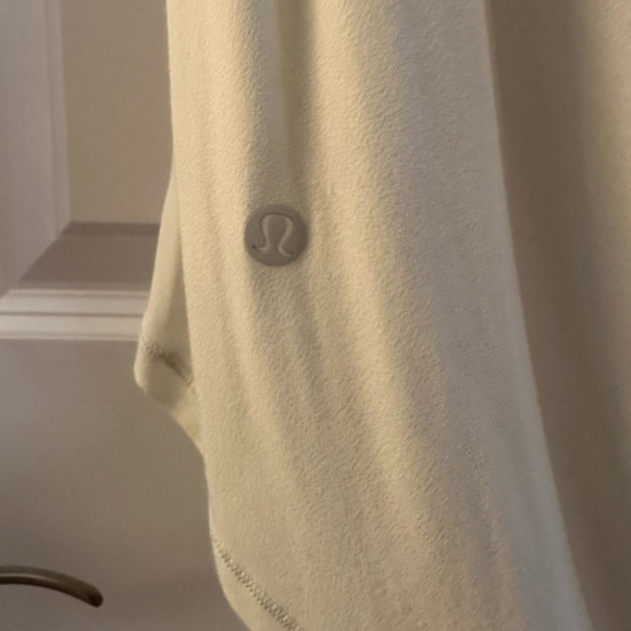 Lululemon Drapey Back top - Picture 3 of 4